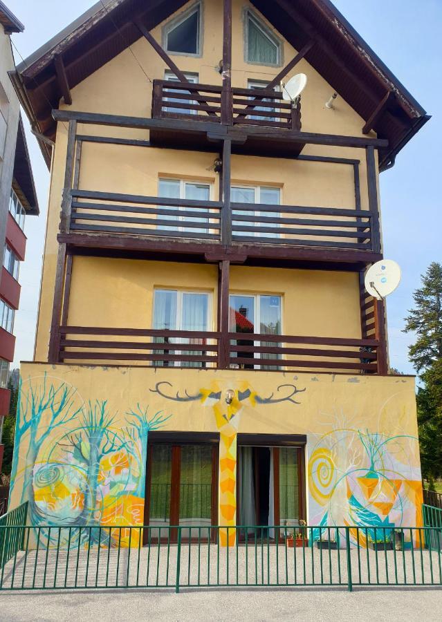 Happy Holiday Apartments เปรดัล ภายนอก รูปภาพ
